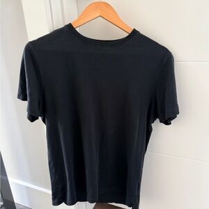 Robert Barakett Medium Men's Short Sleeve Tee